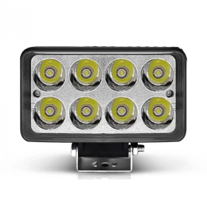 FAROL AUXILIAR RETANGULAR COM 8 LEDS 24W 9 A 48VDC
